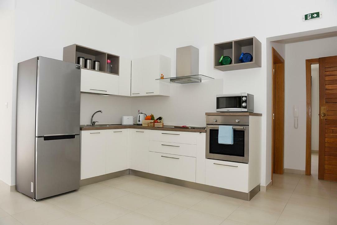13 Village Apartments Mellieħa Eksteriør billede